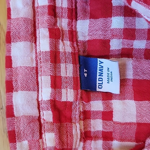 Red gingham button down 4T - Picture 2 of 4
